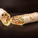 Makhlouta aux oignons, haricots blancs et pois chiches